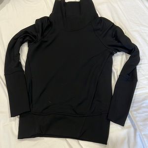 NWT lululemon High Lines Pullover.